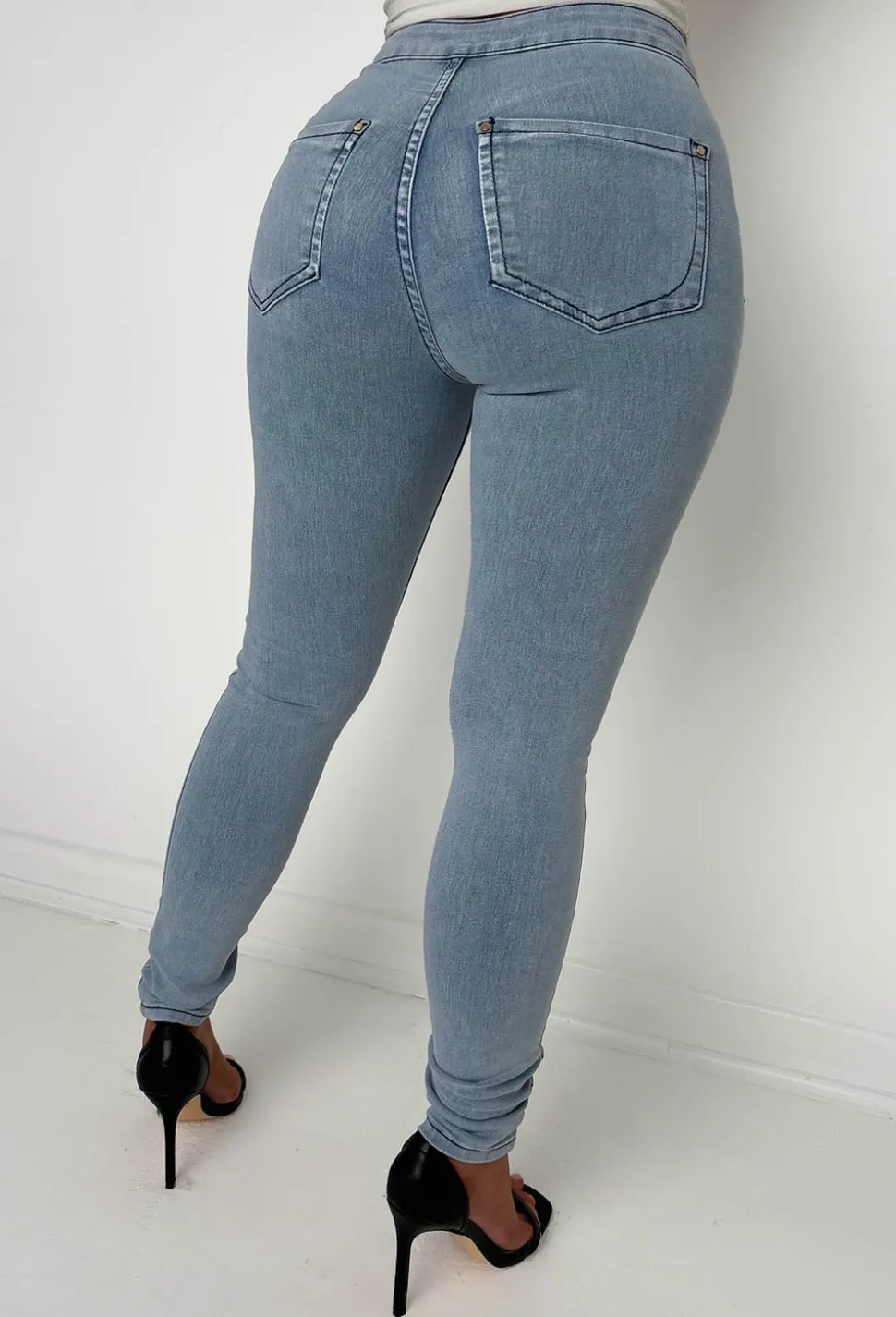 Authentic Chic Light Wash Stretch Skinny Plain Front Jeans