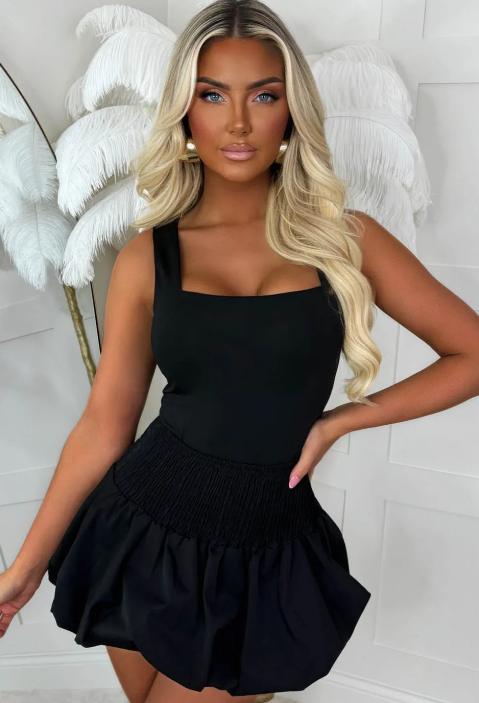 Chic & Fancy Black Puff Ball Stretch Skirt