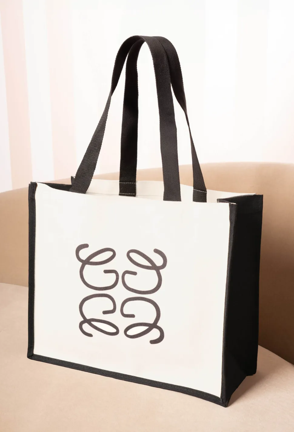 Highest Standards Natural Pattern Detail Tote Bag