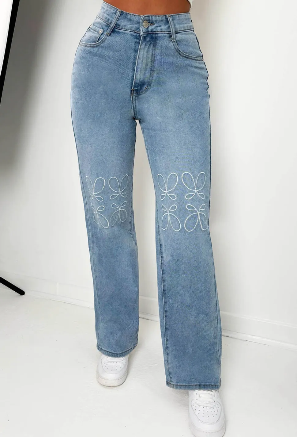 Star Power Mid Wash Embroidered Detail Straight Leg Jeans
