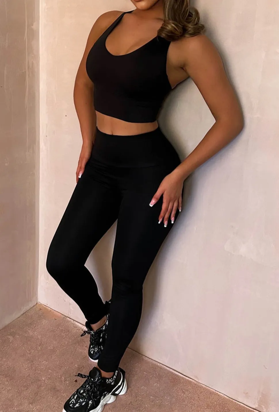 Ultimate Escape Black Ultimate Stretch High Waisted Leggings
