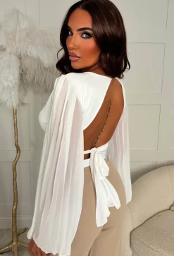Wink & Whisper White Plisse Flared Sleeve Top
